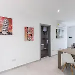 Spacious, Beautiful Penthouse With Bbq By 360 Estates 아파트 Pietà