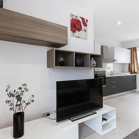Spacious, Beautiful Penthouse With Bbq By 360 Estates Pietà