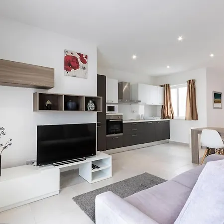 Spacious, Beautiful Penthouse With Bbq By 360 Estates * Pietà