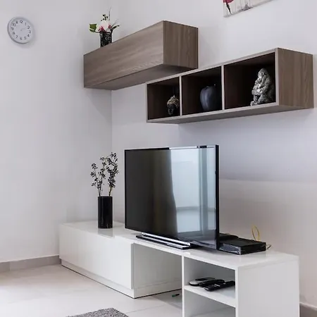 아파트 Spacious, Beautiful Penthouse With Bbq By 360 Estates