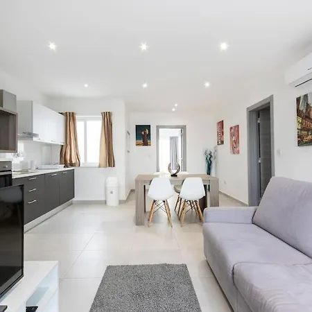 Spacious, Beautiful Penthouse With Bbq By 360 Estates Pietà