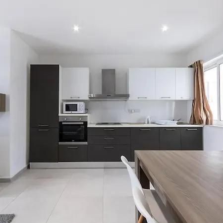 Spacious, Beautiful Penthouse With Bbq By 360 Estates * Pietà