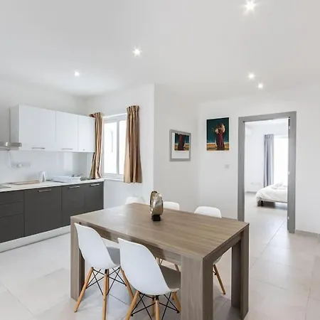 Spacious, Beautiful Penthouse With Bbq By 360 Estates *