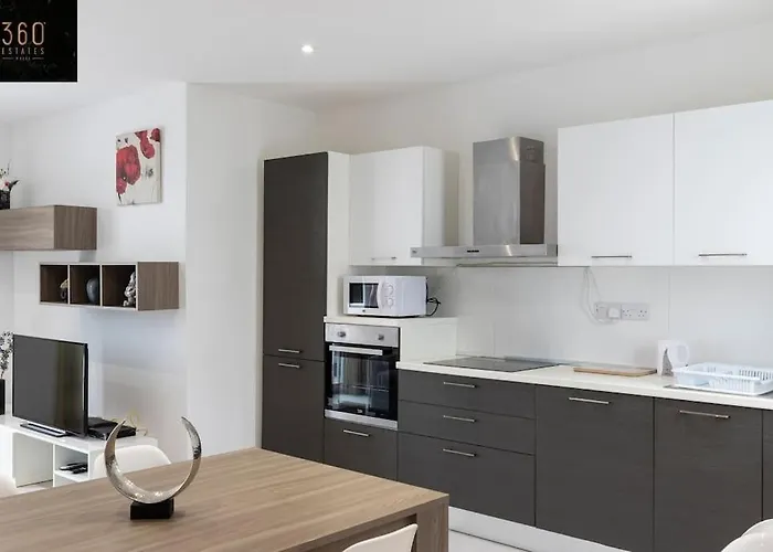 Spacious, Beautiful Penthouse With Bbq By 360 Estates *