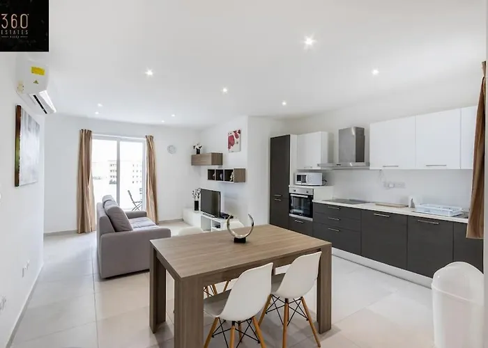 Spacious, Beautiful Penthouse With Bbq By 360 Estates *