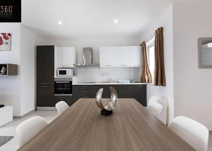 Spacious, Beautiful Penthouse With Bbq By 360 Estates דירה Pietà