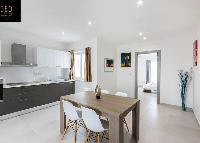 Spacious, Beautiful Penthouse With Bbq By 360 Estates *